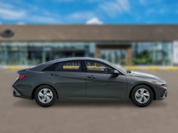 Hyundai Elantra SE IVT 2026