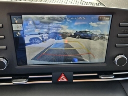 Hyundai Elantra SE Sedan 2026