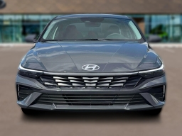 Hyundai Elantra SE Sedan 2026