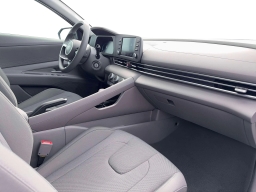 Hyundai Elantra SE Sedan 2026