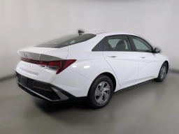 Hyundai Elantra SE IVT 2026