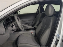 Hyundai Elantra SE IVT 2026
