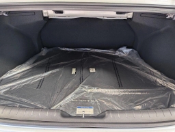 Hyundai Elantra SE IVT 2026