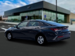 Hyundai Elantra SE IVT 2026