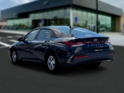 Hyundai Elantra SE IVT 2026