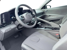 Hyundai Elantra SE IVT 2026