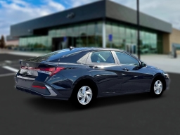 Hyundai Elantra SE Sedan 2026