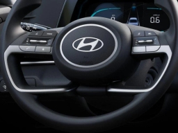Hyundai Elantra SE Sedan 2026