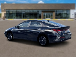 Hyundai Elantra SEL Sport IVT 2026