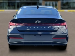 Hyundai Elantra SEL Sport IVT 2026