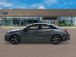 Hyundai Elantra SEL Sport Sedan 2026
