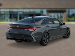 Hyundai Elantra SEL Sport Sedan 2026