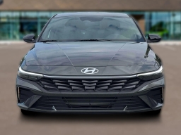 Hyundai Elantra SEL Sport Sedan 2026