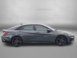 Hyundai Elantra SEL Sport Sedan 2026