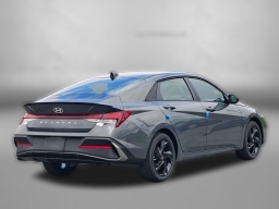 Hyundai Elantra SEL Sport Sedan 2026