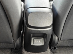 Hyundai Elantra SEL Sport Sedan 2026