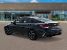 Hyundai Elantra SEL Sport Sedan 2026