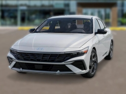 Hyundai Elantra SEL Sport Sedan 2026