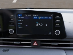 Hyundai Elantra SEL Sport Sedan 2026
