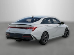 Hyundai Elantra SEL Sport IVT 2026