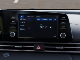 Hyundai Elantra SEL Sport Sedan 2026