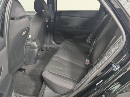 Hyundai Elantra SEL Sport IVT 2026