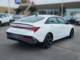 Hyundai Elantra SEL Sport IVT 2026