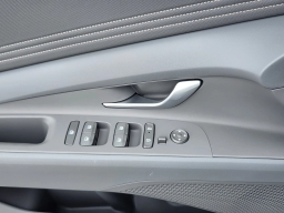 Hyundai Elantra SEL Sport IVT 2026