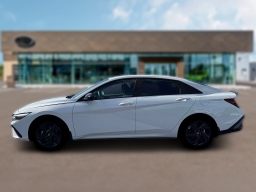 Hyundai Elantra SEL Sport Sedan 2026