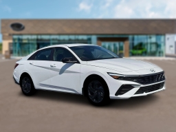 Hyundai Elantra SEL Sport Sedan 2026