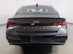Hyundai Elantra SEL Sport IVT 2026