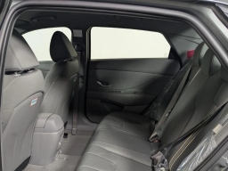 Hyundai Elantra SEL Sport IVT 2026