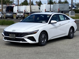 Hyundai Elantra Hybrid Blue Sedan 2026