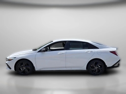 Hyundai Elantra Hybrid SEL Sport Sedan 2026