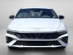 Hyundai Elantra Hybrid SEL Sport Sedan 2026