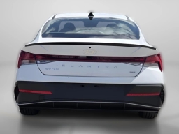 Hyundai Elantra Hybrid SEL Sport Sedan 2026