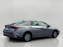 Hyundai Elantra Hybrid Blue Sedan 2026