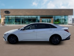 Hyundai Elantra Hybrid SEL Sport Sedan 2026