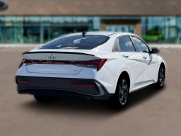 Hyundai Elantra Hybrid SEL Sport Sedan 2026