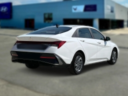 Hyundai Elantra Hybrid Blue DCT 2025