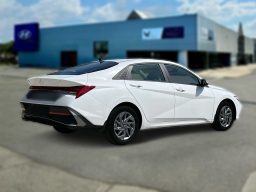 Hyundai Elantra Hybrid Blue DCT 2025