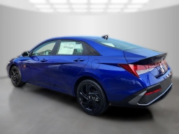Hyundai Elantra Hybrid SEL Sport Sedan 2026