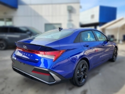 Hyundai Elantra Hybrid SEL Sport Sedan 2026