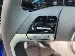 Hyundai Elantra Hybrid SEL Sport Sedan 2026