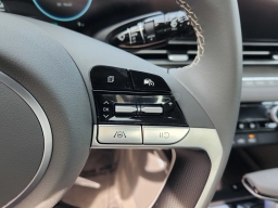 Hyundai Elantra Hybrid SEL Sport Sedan 2026