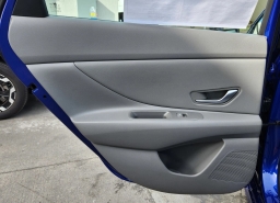 Hyundai Elantra Hybrid SEL Sport Sedan 2026