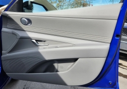 Hyundai Elantra Hybrid SEL Sport Sedan 2026