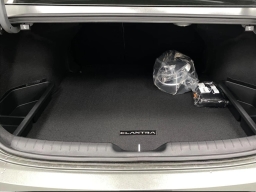 Hyundai Elantra Hybrid Limited Sedan 2026