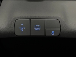 Hyundai Elantra Hybrid Limited Sedan 2026