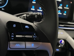 Hyundai Elantra Hybrid Limited Sedan 2026